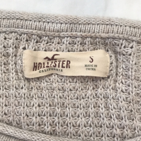 Hollister Small women’s tan knit sweater - Picture 4 of 5